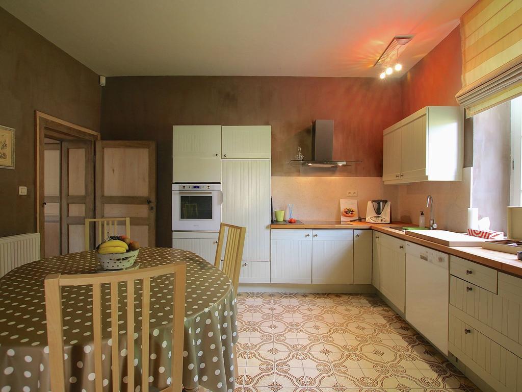 Unique Holiday Home In Virton With Jacuzzi Latour Esterno foto