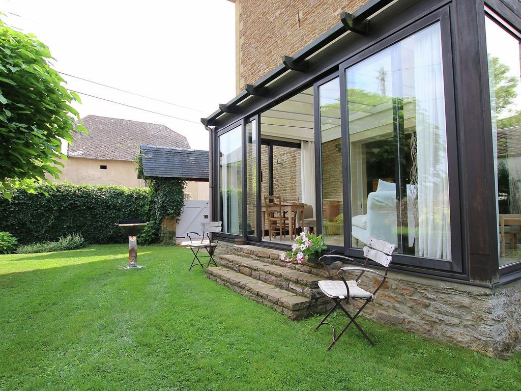 Unique Holiday Home In Virton With Jacuzzi Latour Esterno foto