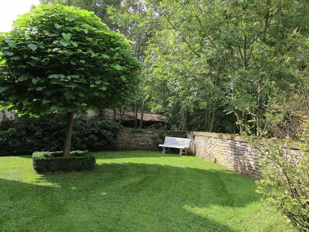 Unique Holiday Home In Virton With Jacuzzi Latour Esterno foto
